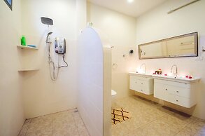 Namphung Phuket Boutique Resort