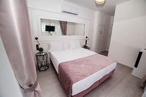 Nun Hotel Lara