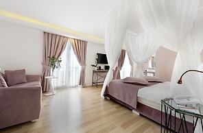 Nun Hotel Lara