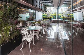 Nun Hotel Lara
