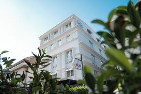 Nun Hotel Lara