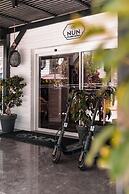 Nun Hotel Lara