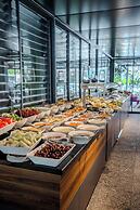 Nun Hotel Lara