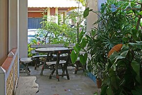 Niku Guesthouse