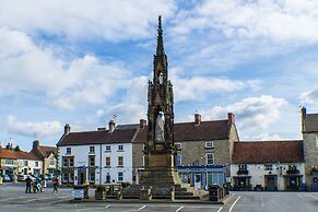 The Royal Oak Hotel
