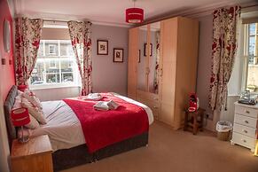 The Royal Oak Hotel