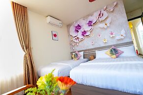 Flora Hotel Hue