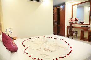 Lavender Danang Hotel