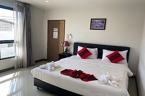Noble Tarntong Boutique Hotel