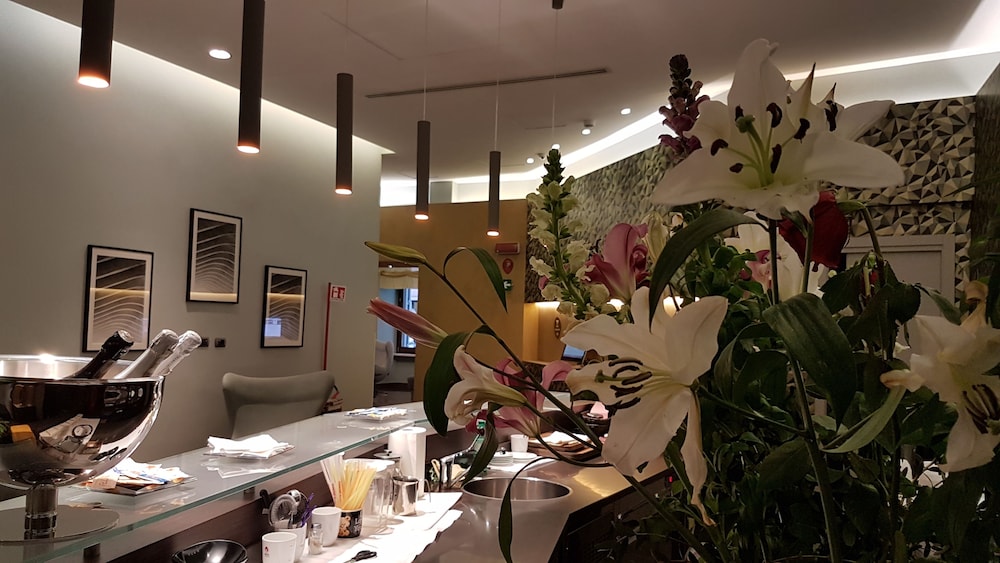 Monti Palace Hotel