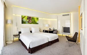 Radisson Blu Hotel & Convention Centre, Kigali