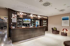 Radisson Blu Hotel & Convention Centre, Kigali