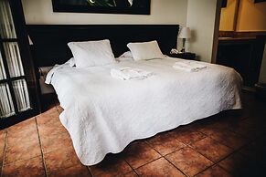 Gringo Bill's Boutique Hotel