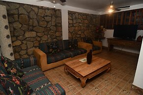 Gringo Bill's Boutique Hotel