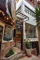 Gringo Bill's Boutique Hotel