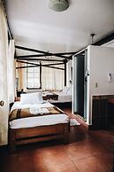 Gringo Bill's Boutique Hotel
