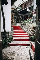 Gringo Bill's Boutique Hotel