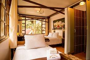 Gringo Bill's Boutique Hotel