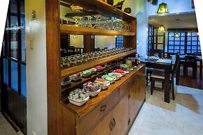 Gringo Bill's Boutique Hotel