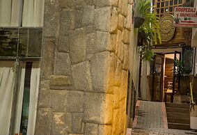 Gringo Bill's Boutique Hotel