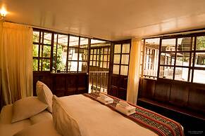 Gringo Bill's Boutique Hotel