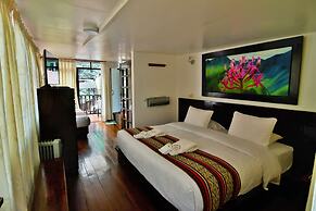 Gringo Bill's Boutique Hotel
