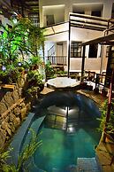 Gringo Bill's Boutique Hotel
