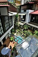 Gringo Bill's Boutique Hotel