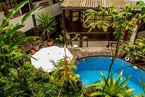 Gringo Bill's Boutique Hotel