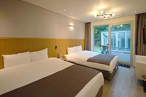 Pool & Villa Sorang