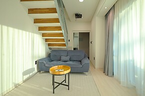 Pool & Villa Sorang