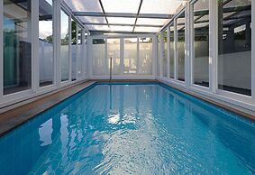 Pool & Villa Sorang