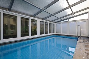 Pool & Villa Sorang