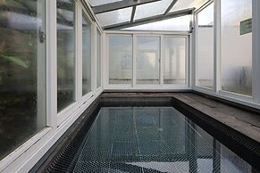 Pool & Villa Sorang