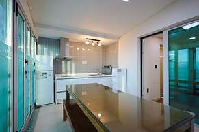 Pool & Villa Sorang