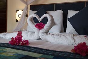 Last Frontier Beach Resort - Adults Only
