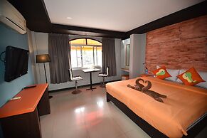 The Palm Delight Lodge
