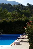 Exanthia Villas