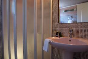 Exanthia Villas