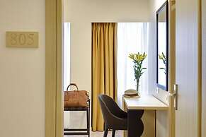 Athens Avenue Hotel