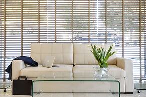 Athens Avenue Hotel