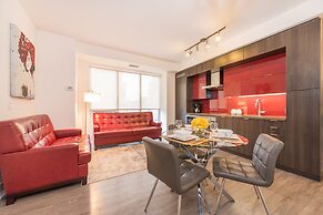 Grand Royal Condos - CN Tower
