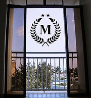 Musky Hs & Suites