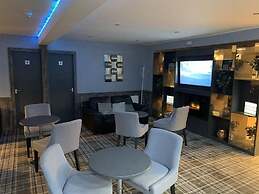The Davron Hotel