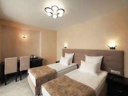 Hotel Almira