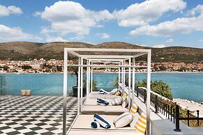 Hotel Brown Beach House & Spa