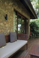 D'Legon Villas