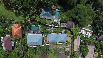 D'Legon Villas