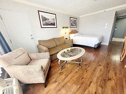 Claymore inn & Suites