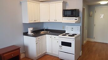 Claymore inn & Suites